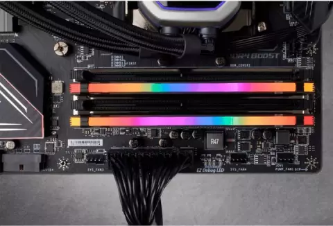 Corsair VENGEANCE RGB PRO CMW64GX4M2E3200C16